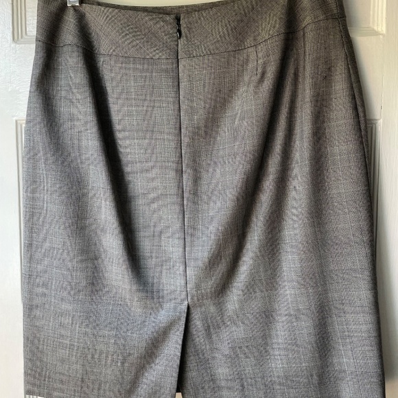 Ann Taylor wool suit skirt - Picture 2 of 7
